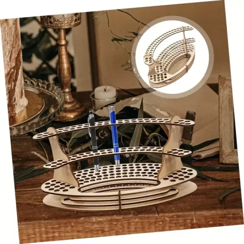 Houten houder voor penselen of potloden. (Houder-Divers)