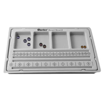 Darice • Kralenbord 26x17cm (1902-06)